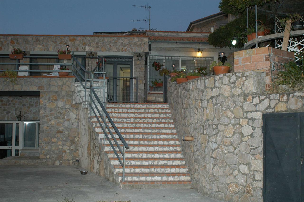 Sonnino B&B La Vecchia Scuola المظهر الخارجي الصورة