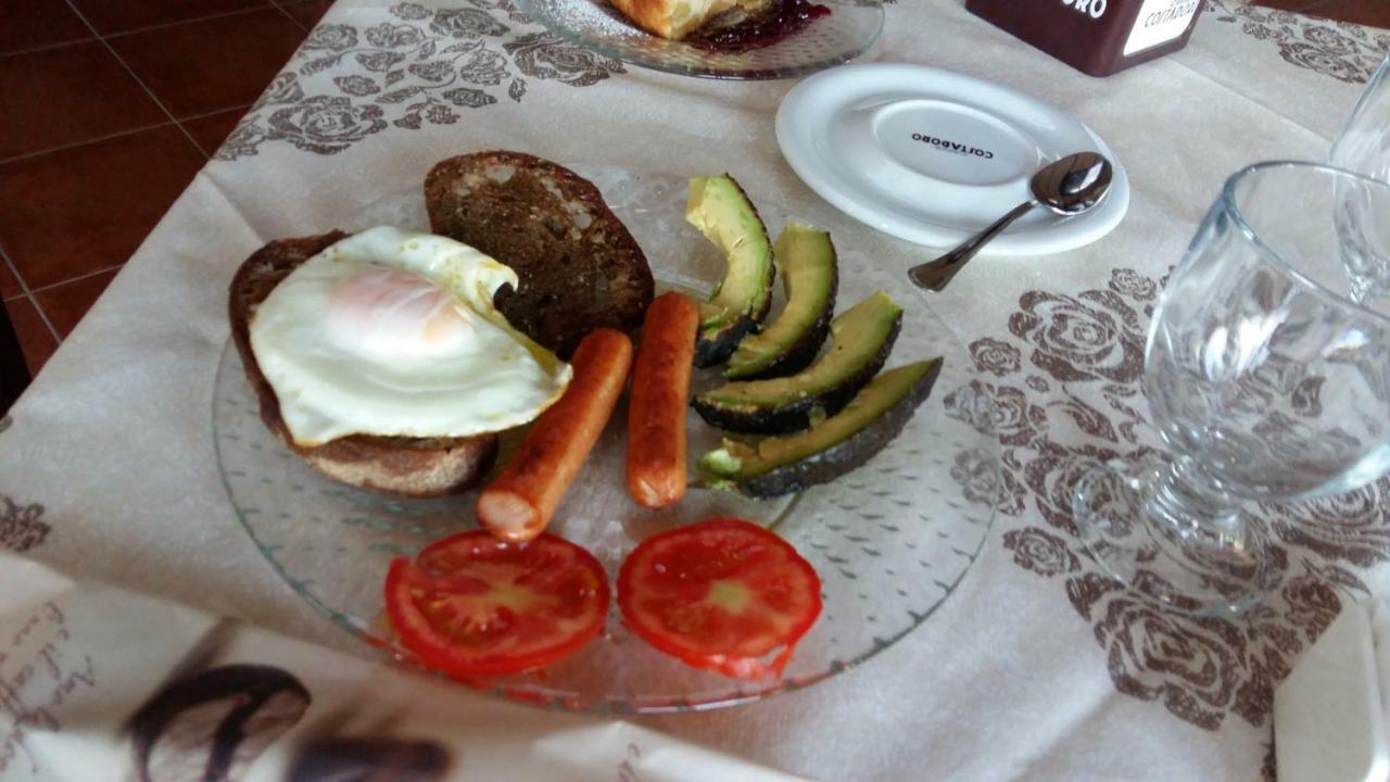 Sonnino B&B La Vecchia Scuola المظهر الخارجي الصورة